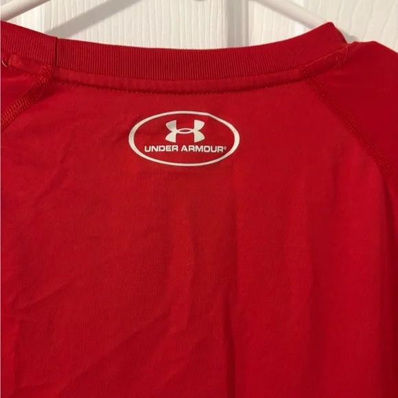 Under Armour HeatGear Red Short Sleeve Athletic Shirt Medium - Picture 5 of 5